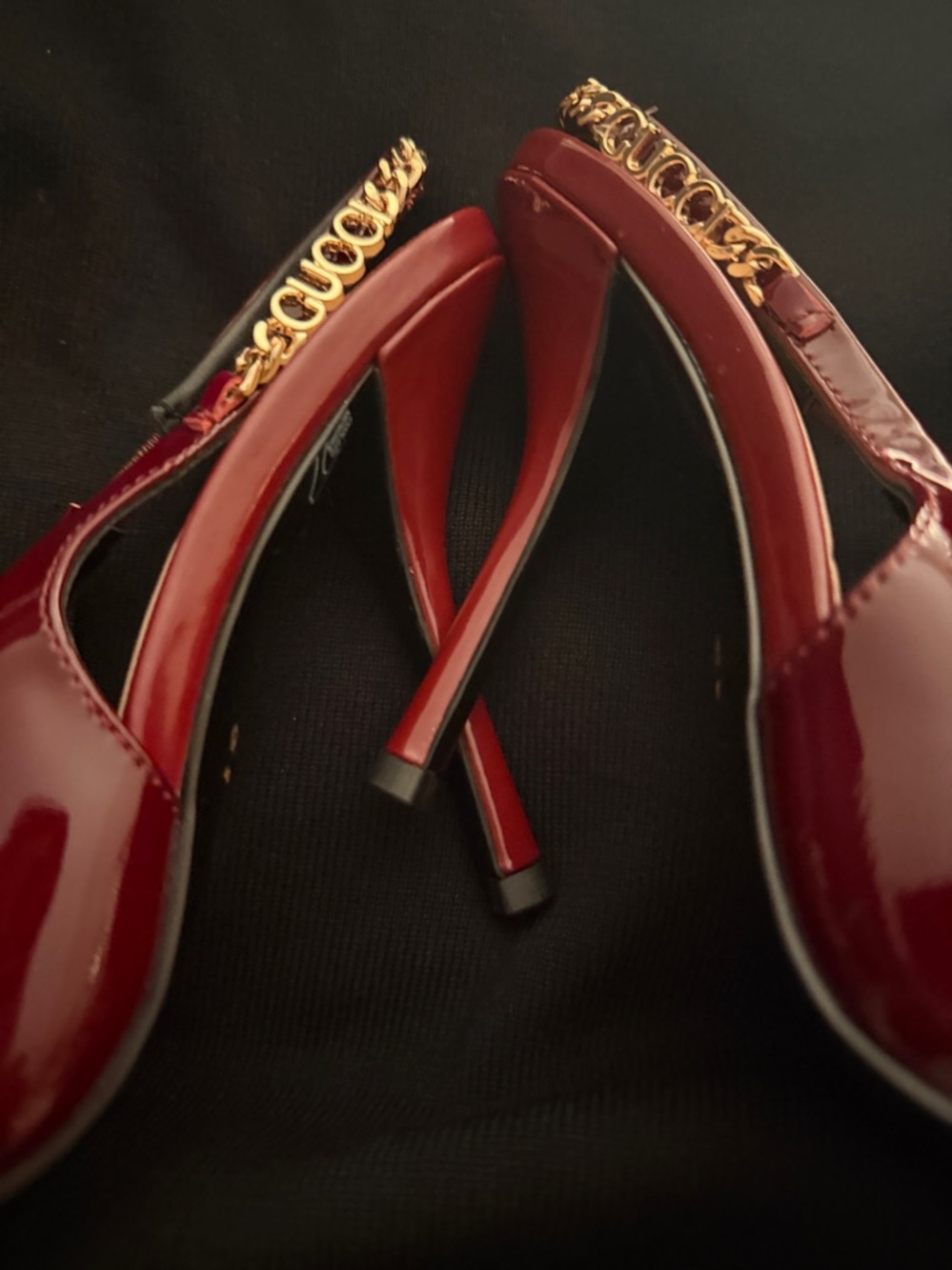Gucci Patent Burgundy Pointed Slingback Pumps with Gold Chain